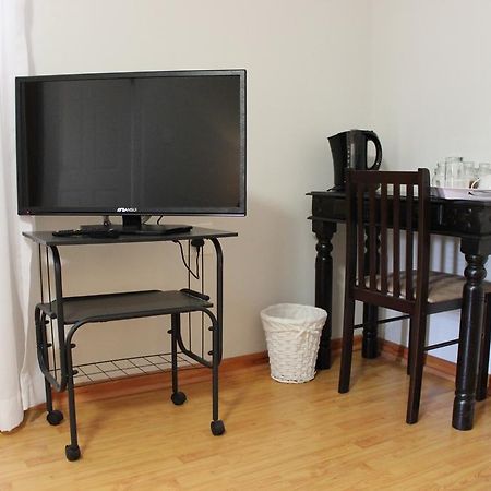 Blue Crane Guesthouse Масеру Экстерьер фото
